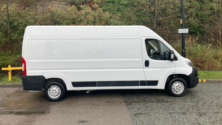 Citroen Relay 35 L3 Diesel 2.2 BlueHDi H2 Van 140ps Enterprise Edition